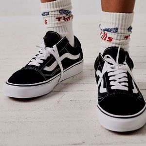 Vans Old Skool Shoe W 9.5 / M 8 / Eur 40.5 Unisex